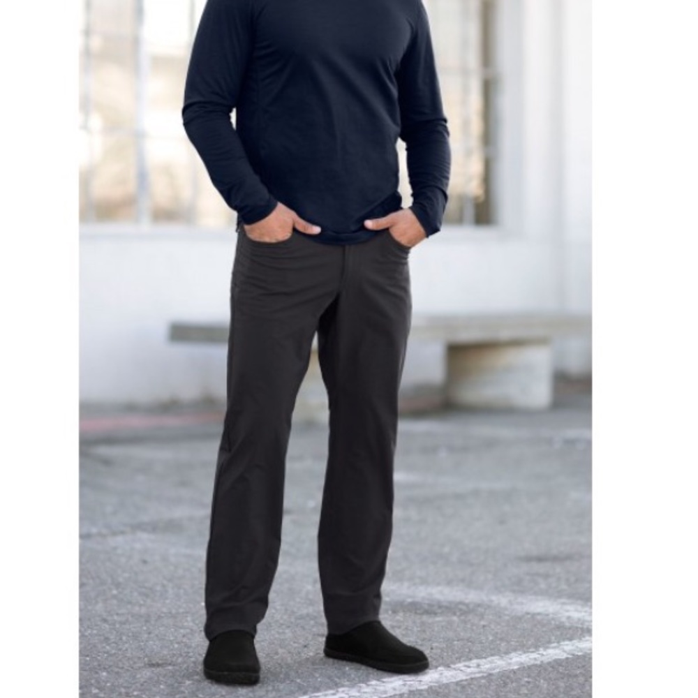 Green Men's Lululemon Athlete Pants
